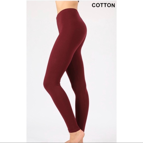 Burgundy Chill Set - Picture 2 of 2